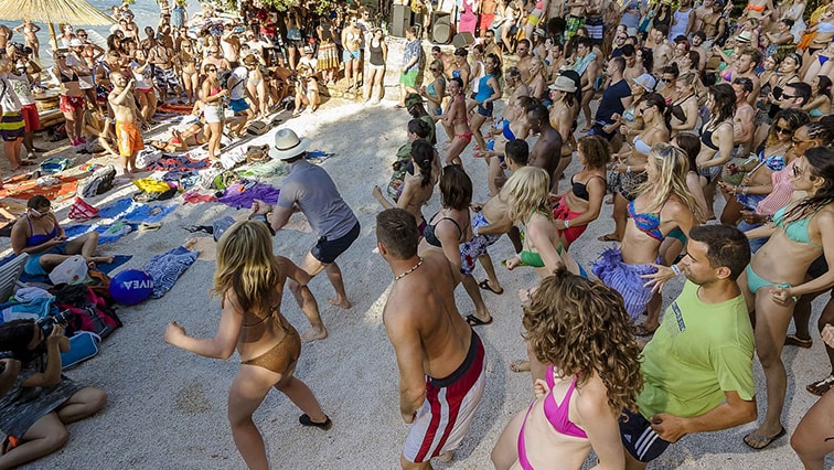 Beach-dance